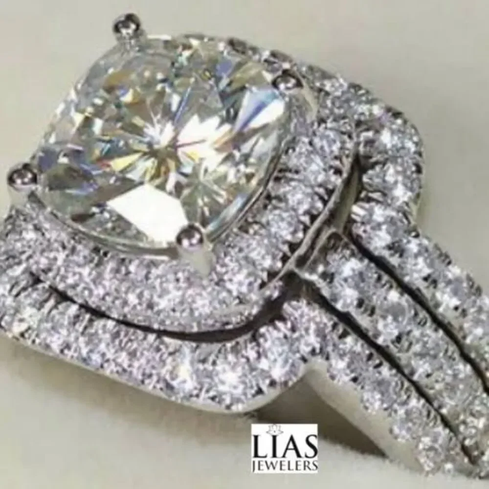 New 10k white gold wedding ring set